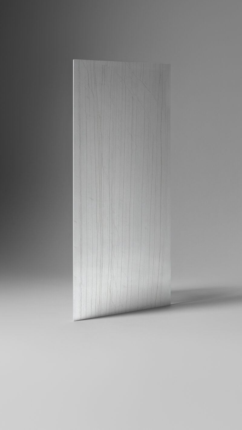 Bianco Stratura Hero Image Portrait