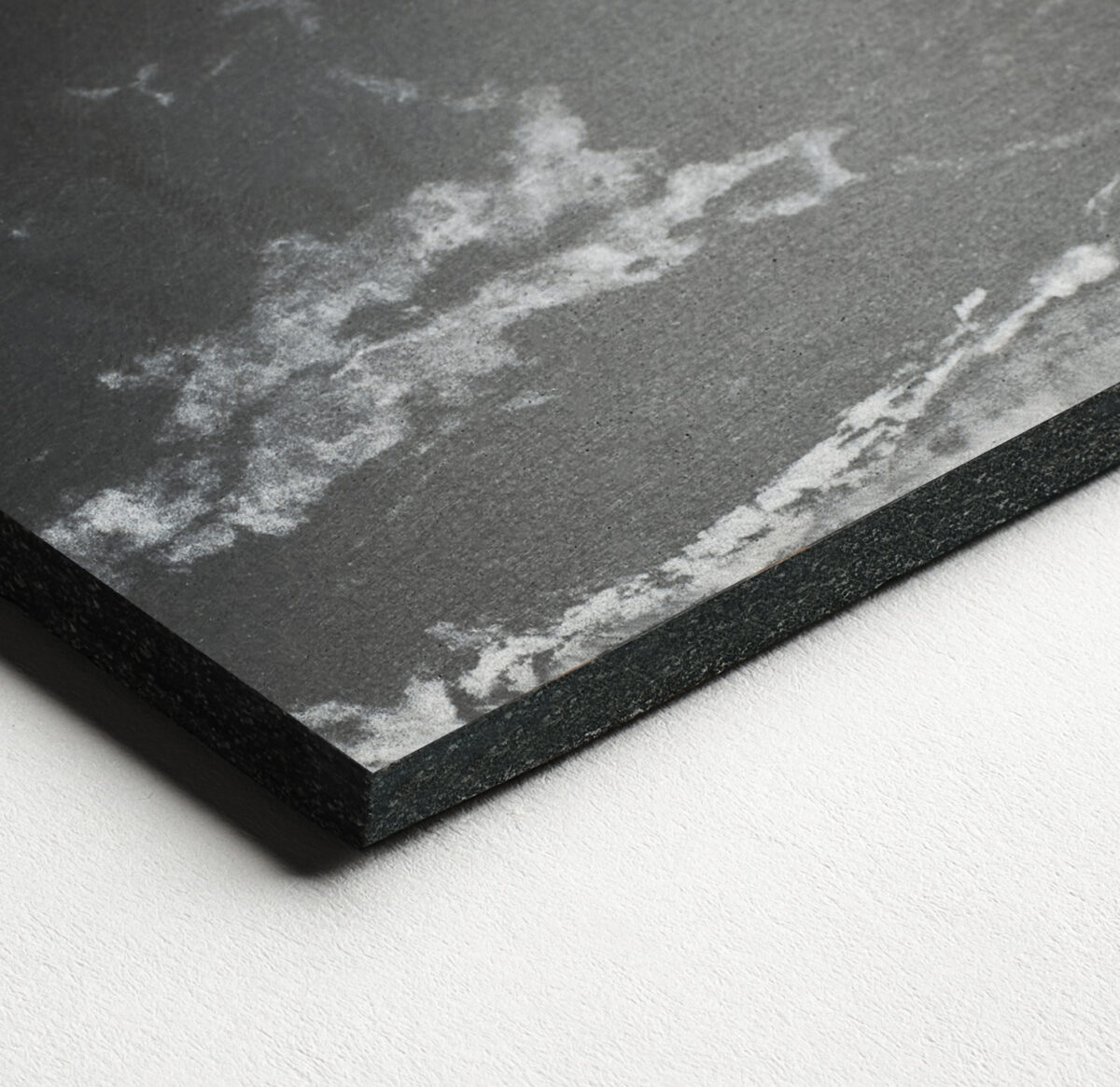 Bianco Dior 38 Body Colour Honed