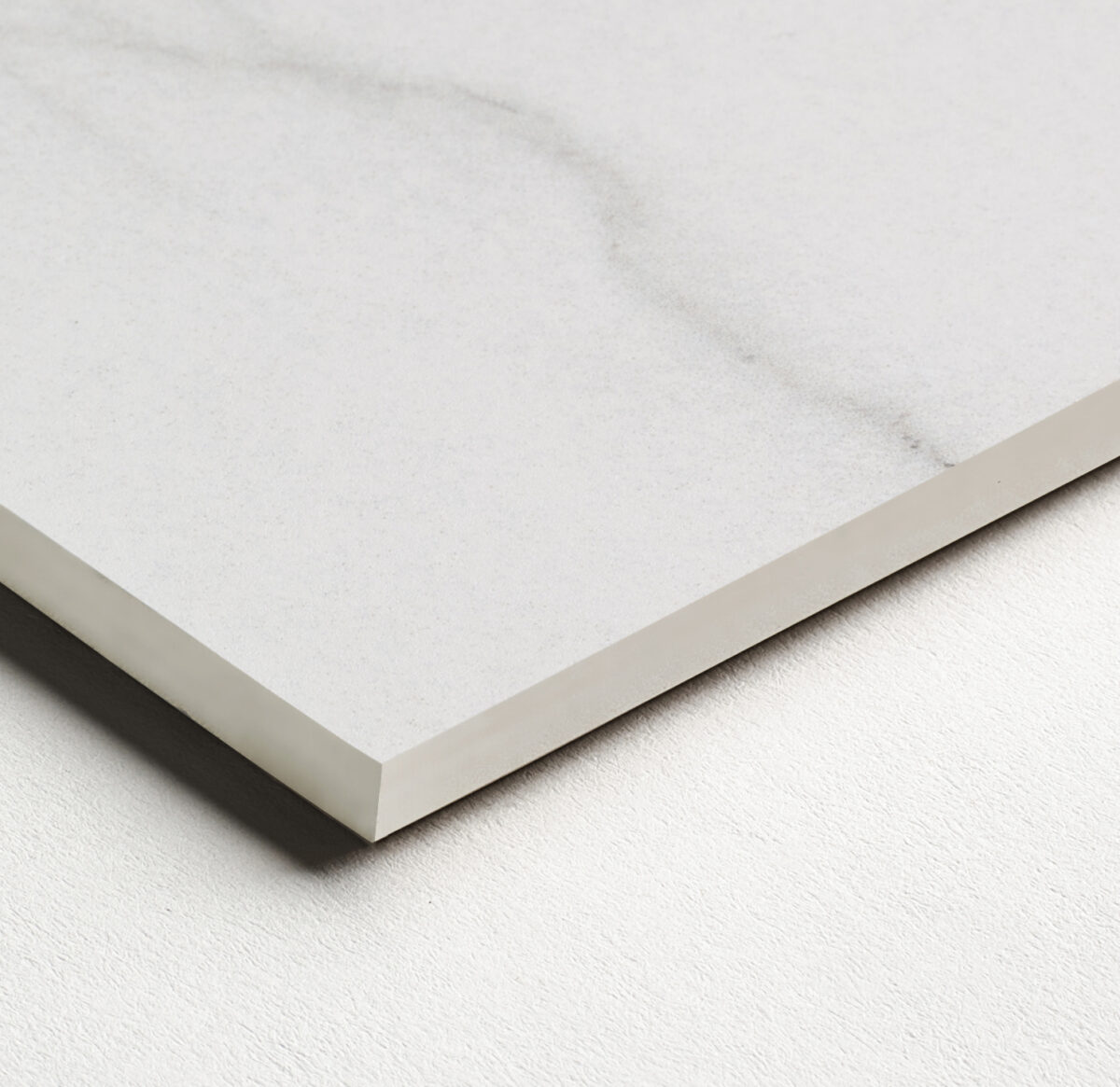 Bianco Stratura 18 Body Colour Satin